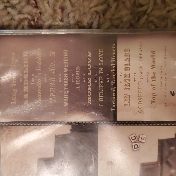 3/$15 DIXIE CHICKS CD HOME ALBUM - Picture 2 of 5